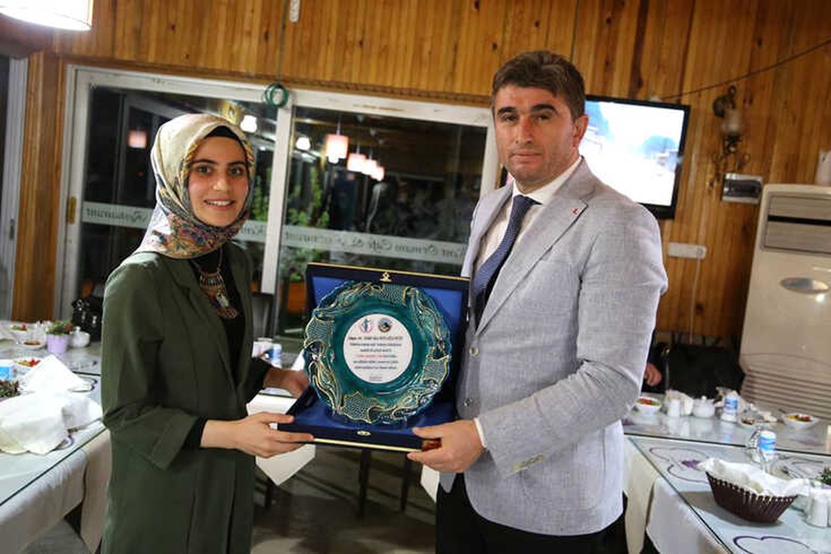 Kula Belediyesi, Avukatlar Günü\'nü Kutladı