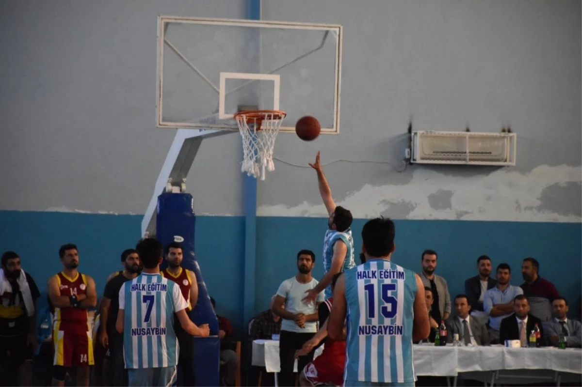 Mardin\'de Basketbol Turnuvası Şampiyonası Sona Erdi