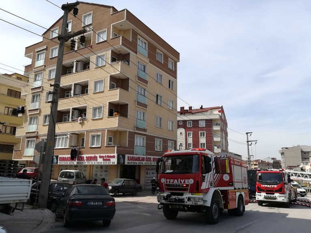 Ocakta Unutulan Tencere İtfaiye Ekiplerini Alarma Geçirdi