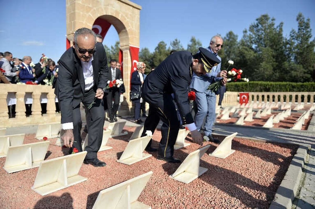 Türk Polis Teşkilatı Mardin\'de Şehitlerini Andı