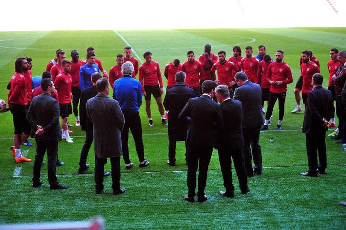 Vali Kaymak\'tan Futbolculara Moral