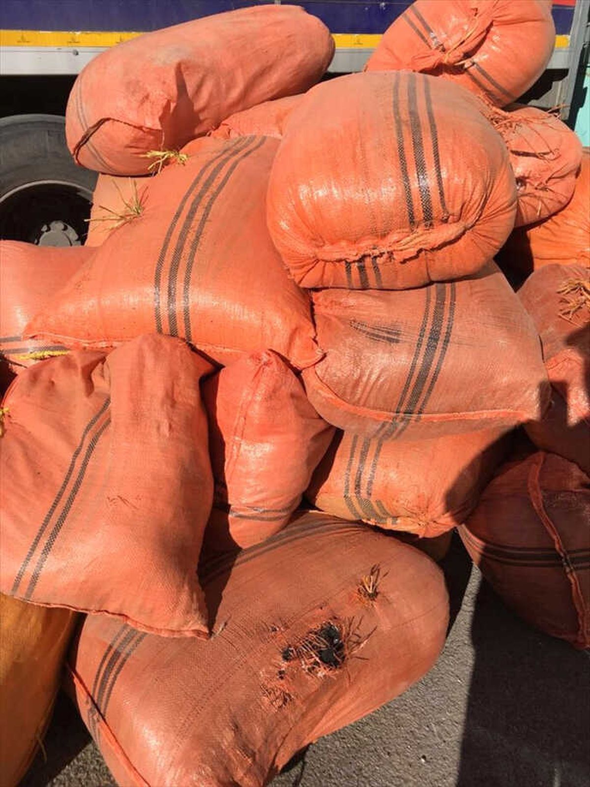 Van\'da Bir Ton 280 Kilo Kaçak Çay Ele Geçirildi