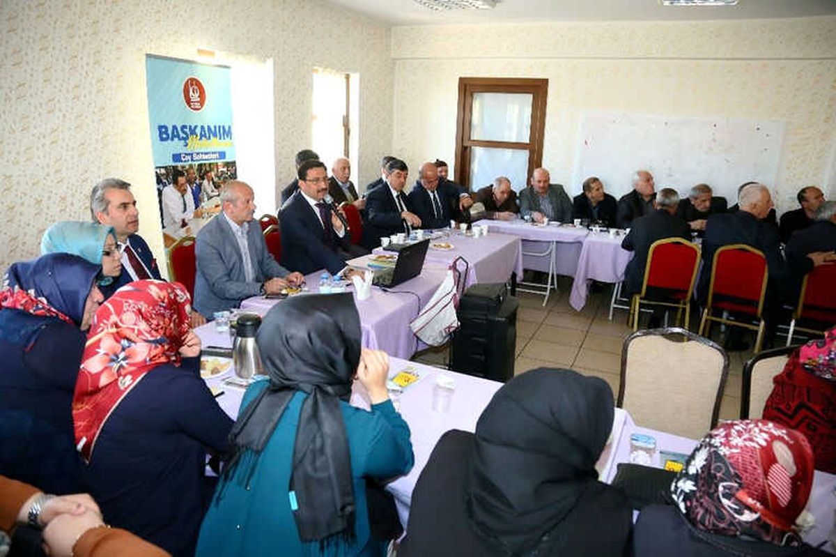 Başkan Ak Çay Sohbetinde Yayla Mahallesi\'ne Konuk Oldu