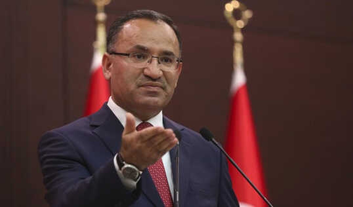 Bozdağ\'dan Yunan Bakanların Açıklamalarına Yanıt