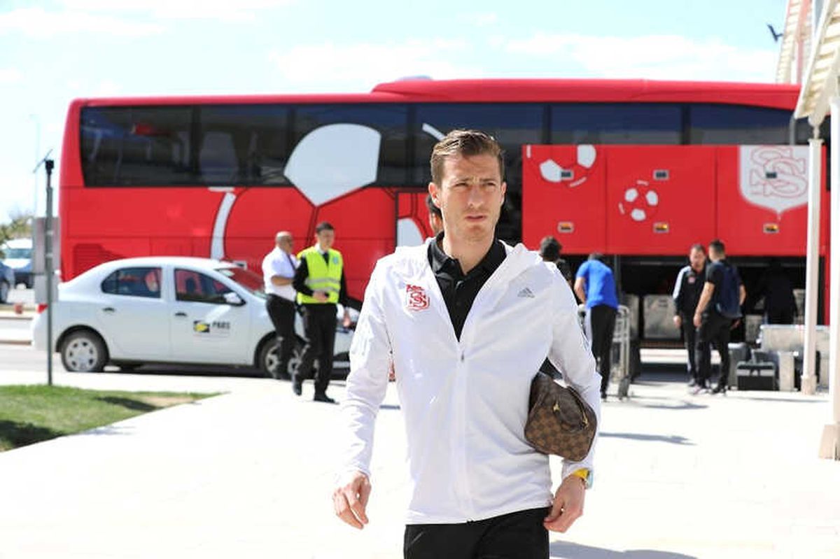 Demir Grup Sivasspor, Konya\'ya Gitti