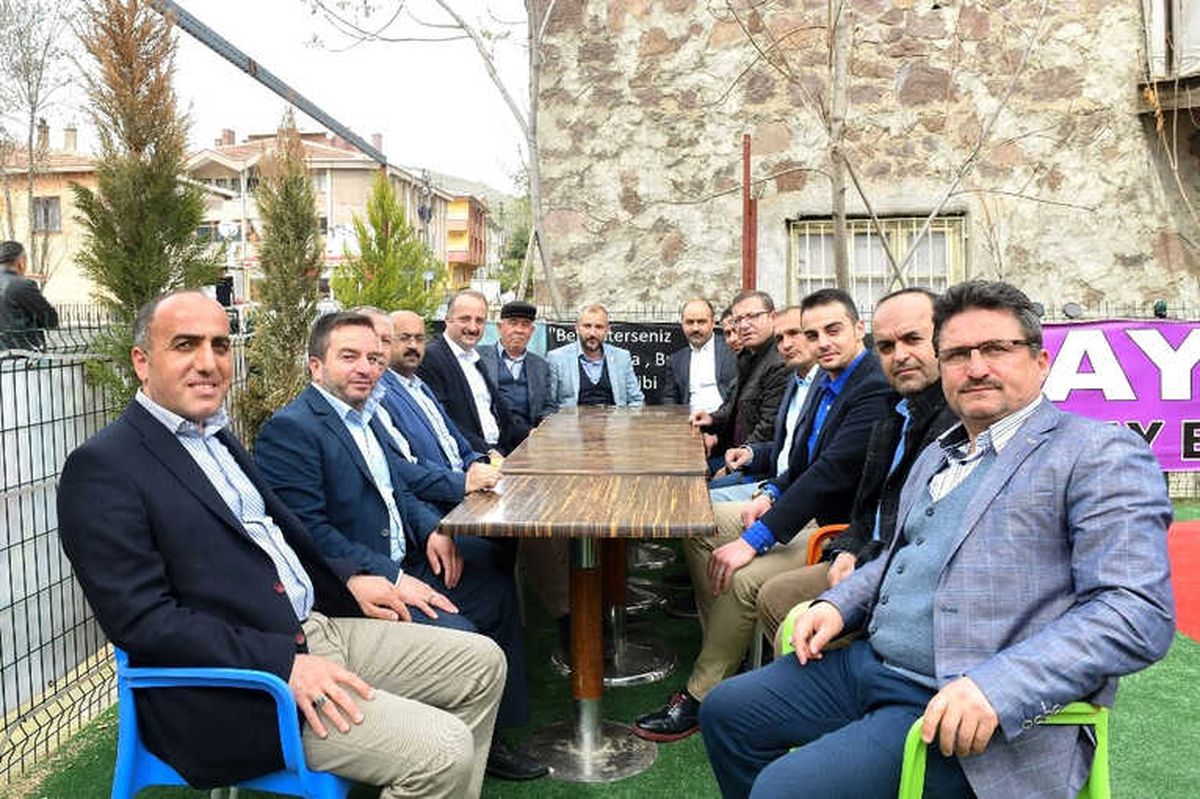 Esnafla Bir Araya Geldiler
