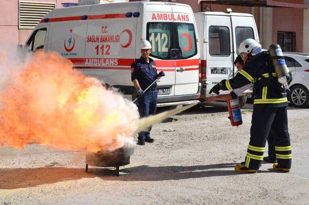 İtfaiye Müdürlüğü Eğitimlere Devam Ediyor