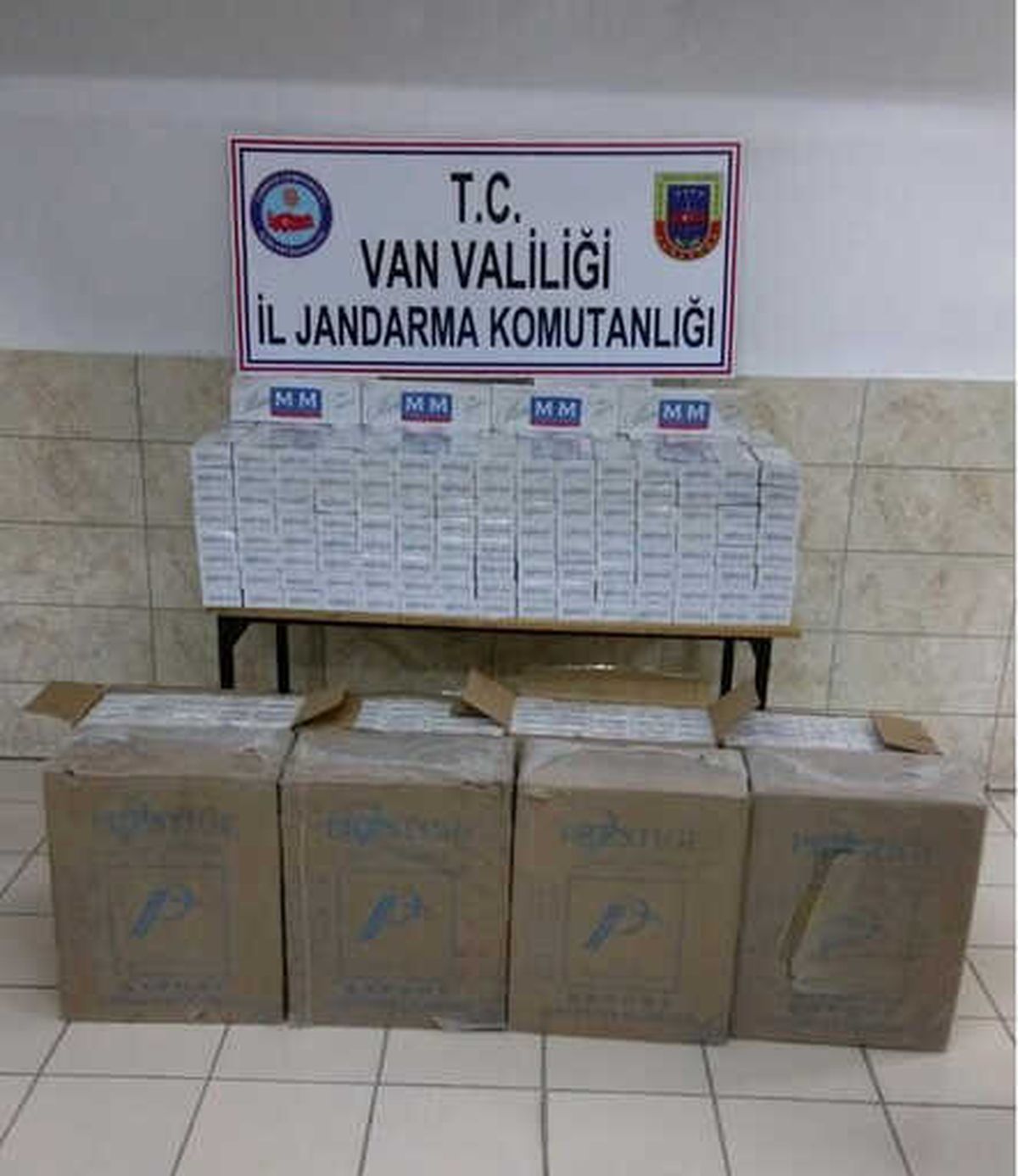Jandarma Tarafından 7 Bin 730 Paket Kaçak Sigara Ele Geçirildi