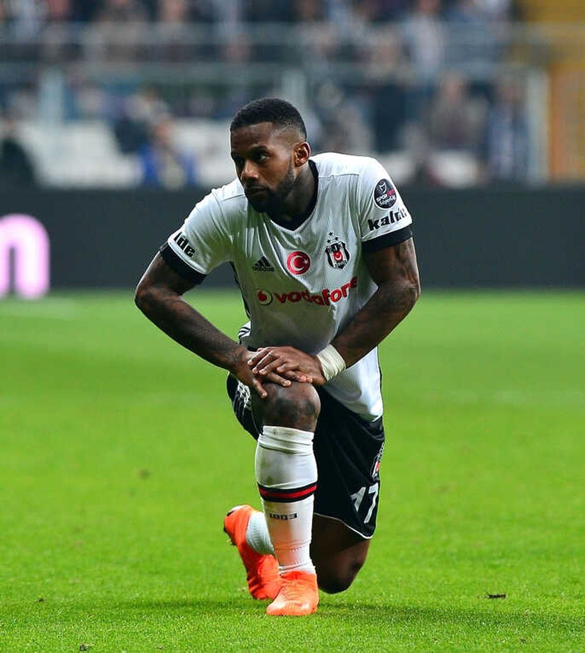 Lens\'e Büyük Destek