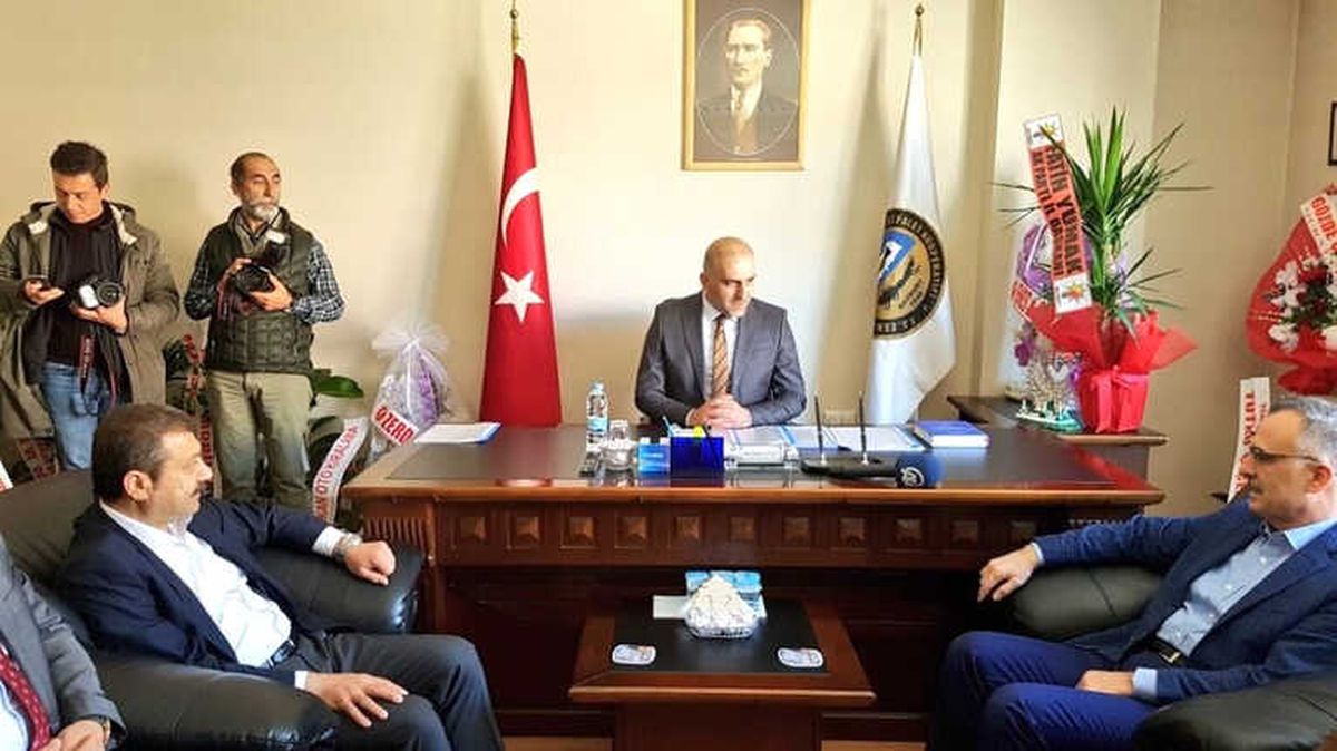 Maliye Bakanı Ağbal: "Türkiye Ekonomisiyle İlgili Büyüse Büyüse Yüzde 2-3 Ancak Büyür Dediler Ama...