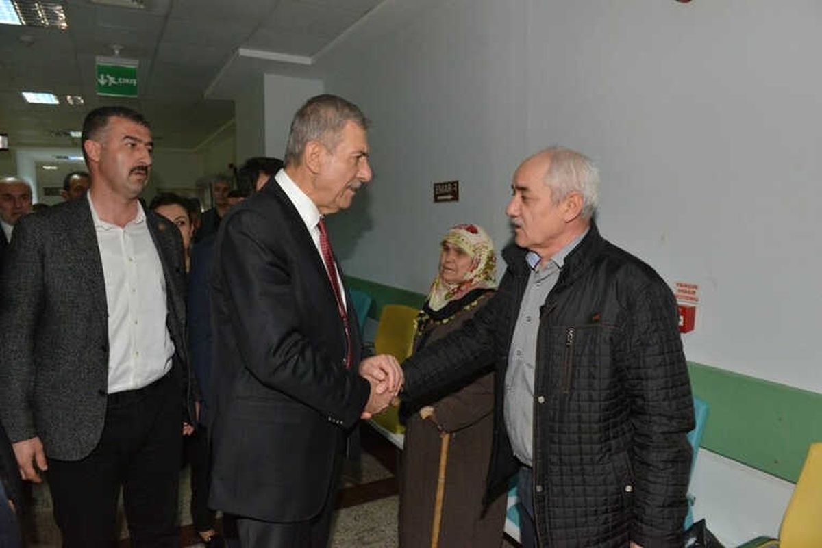 Sağlık Bakanı Demircan Samsun\'da Hastaneleri Ziyaret Etti
