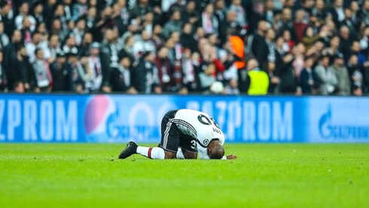 Vagner Love\'a Yırtık Teşhisi