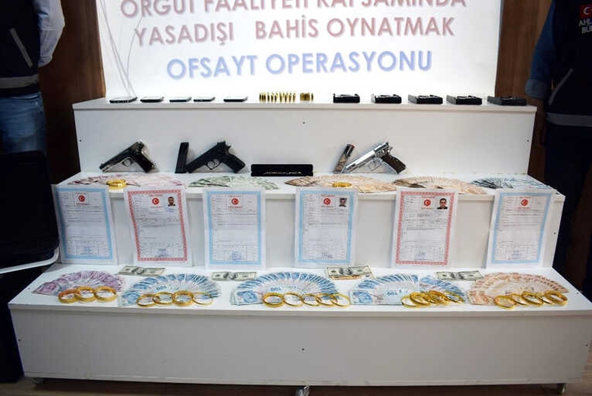 Yasa Dışı Bahis Operasyonu: 14 Kişi Tutuklandı, 53 Kişi Serbest
