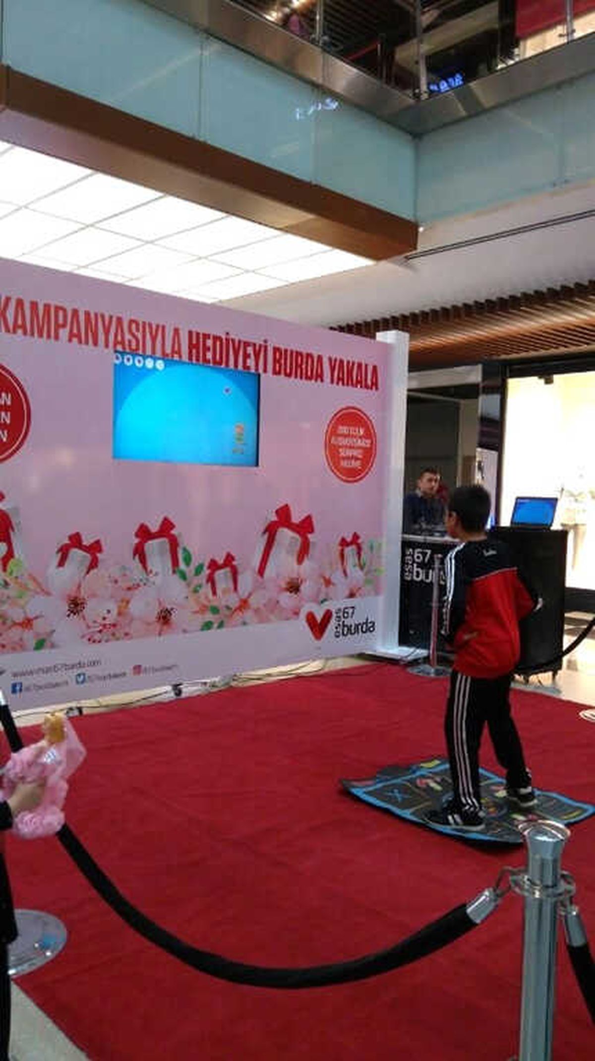 67 Burda Avm Kazandırmaya Devam Ediyor