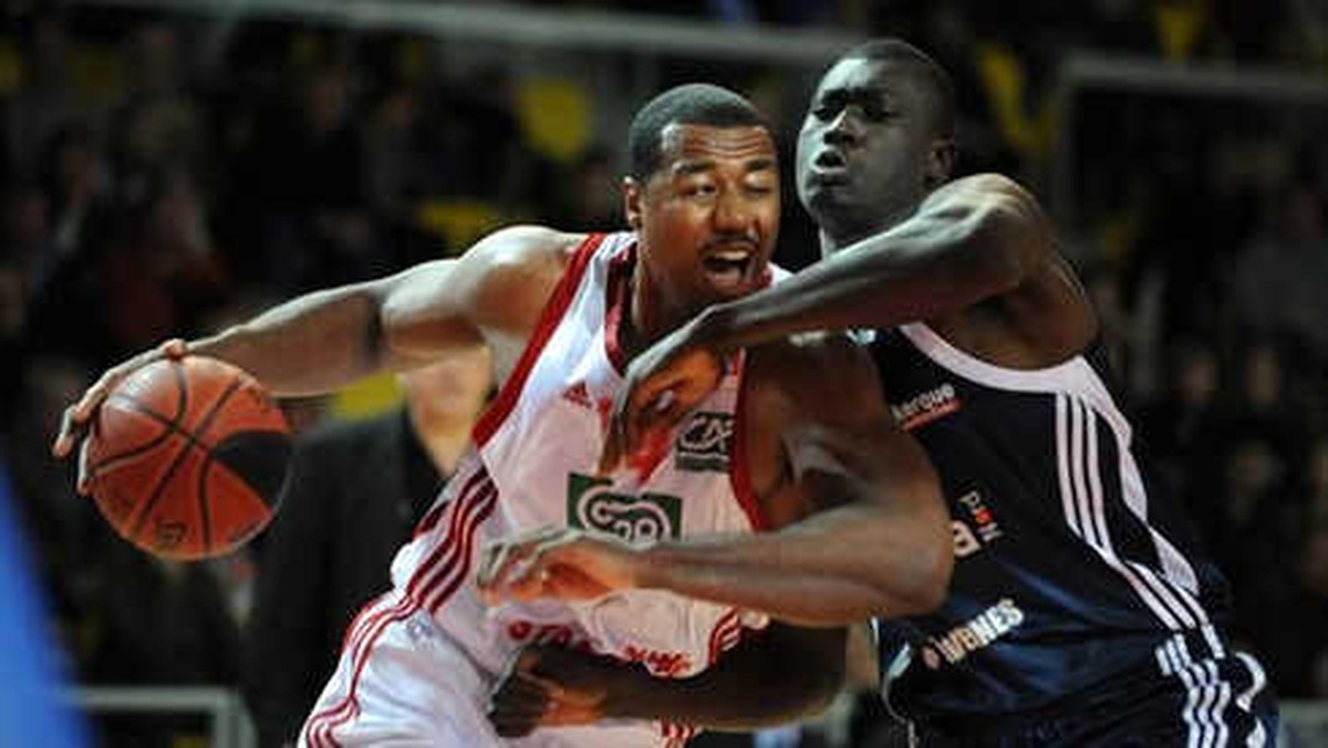 ABD\'li Basketbolcu Boyu Uzun Olduğu Gerekçesiyle Güney Kore\'den Kovuldu