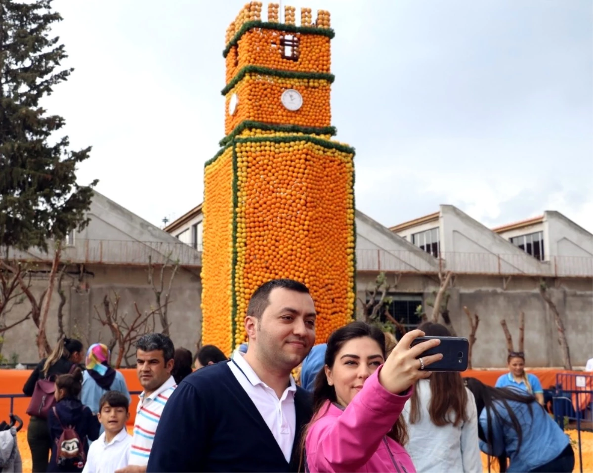 Antalya\'da 50 Ton Narenciyenin Kullanıldığı Portakal Çiçeği Festivali Başladı