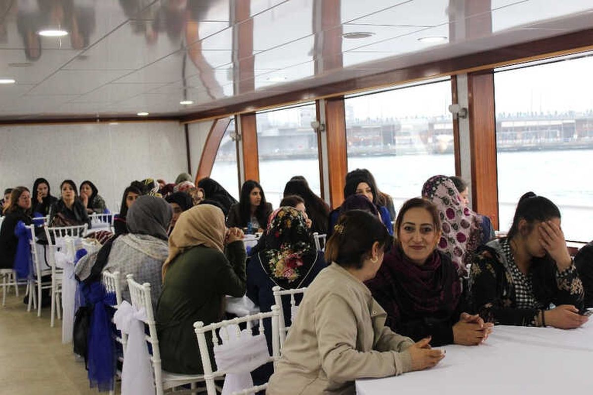 Başbakan Yardımcısı Işık\'ın Davetiyle Yüksekova\'dan İstanbul\'a Geldiler