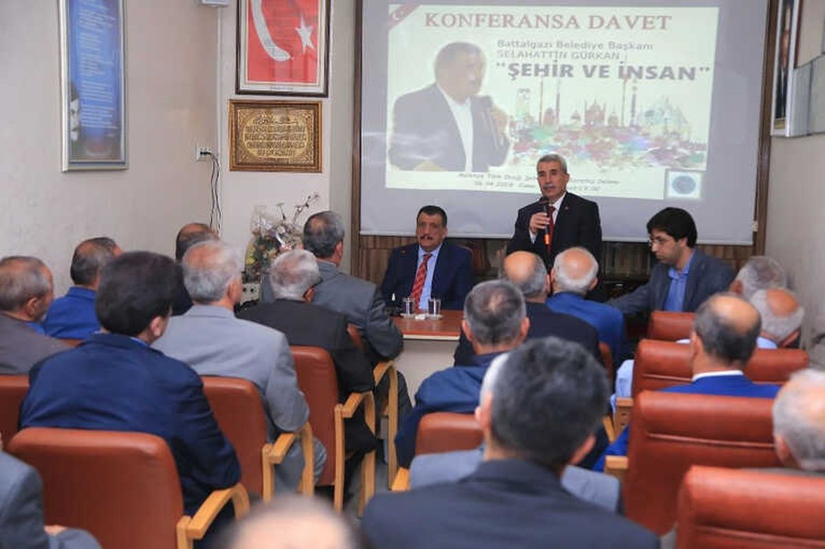 Başkan Gürkan\'dan Borç Açıklaması