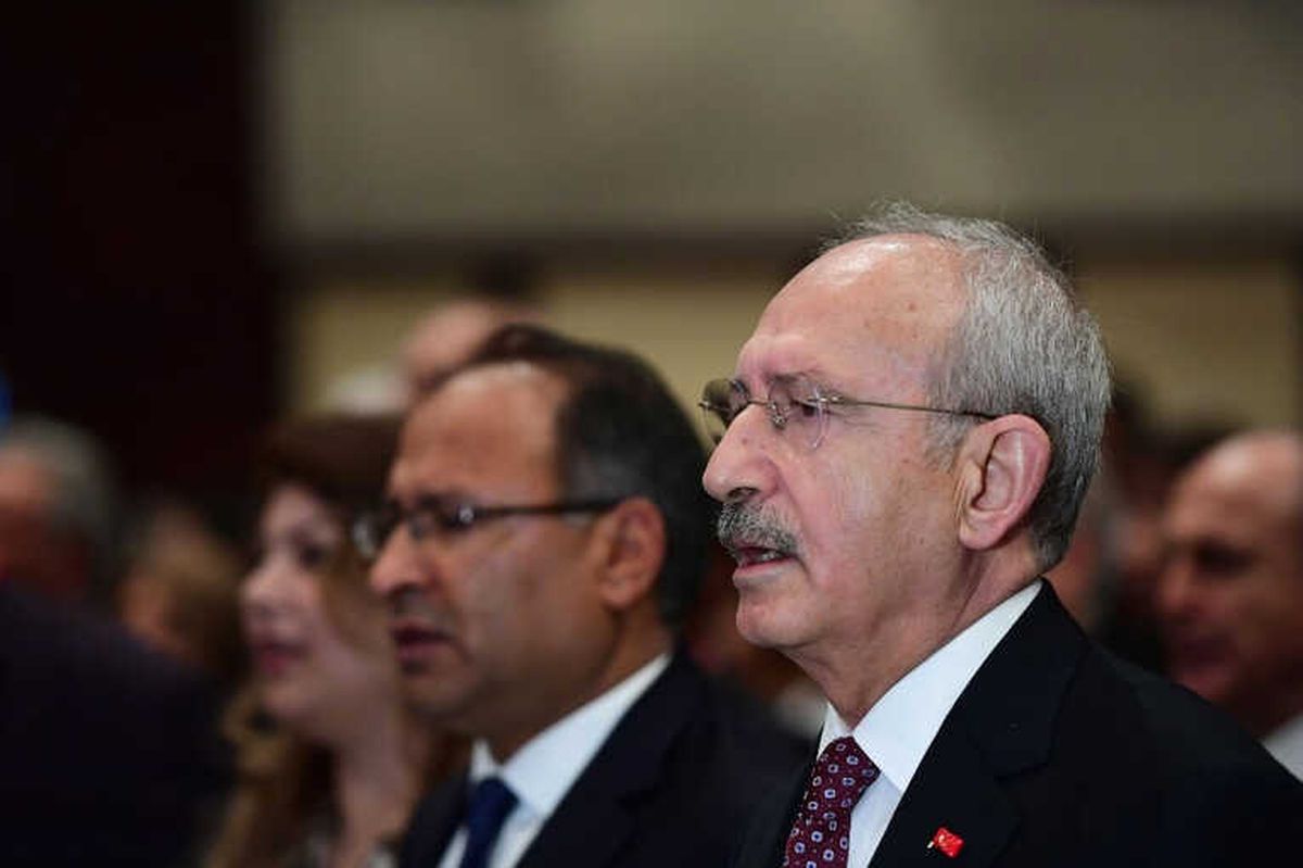 CHP Lideri Kılıçdaroğlu Romanlarla Buluştu