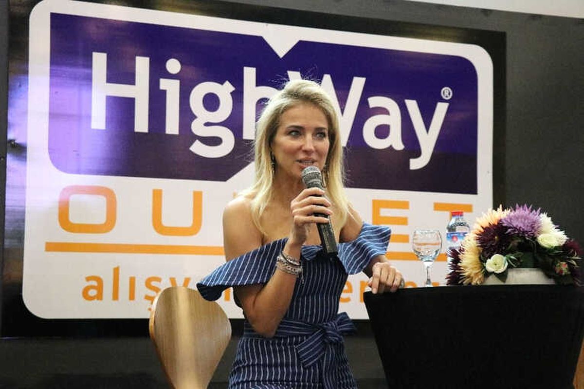 Highway\'de Burcu Esmersoy Rüzgarı