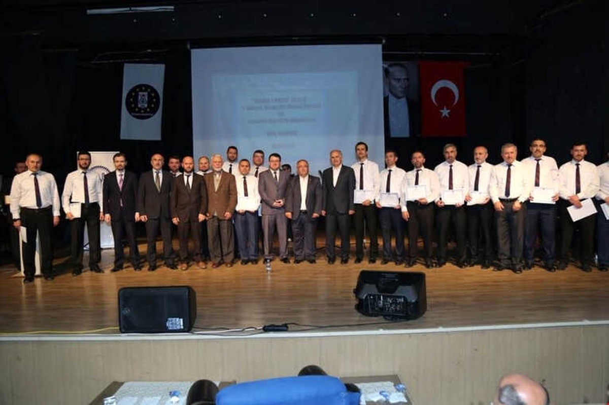 Kütahya\'da Din Görevlilerine Tashih-i Huruf Kursu