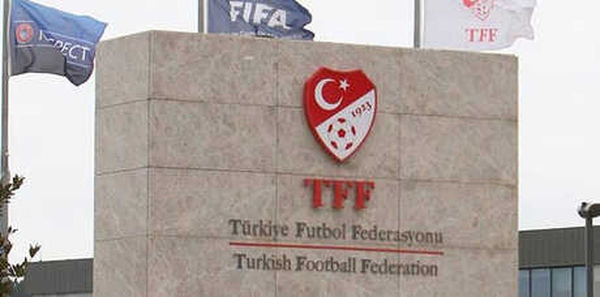 Tff\'den Ahmet Ağaoğlu\'na Tebrik