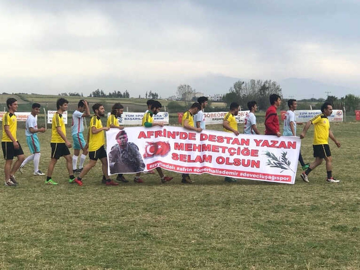 Zeytin Dalı Futbol Turnuvası\'ndan Afrin\'e Selam