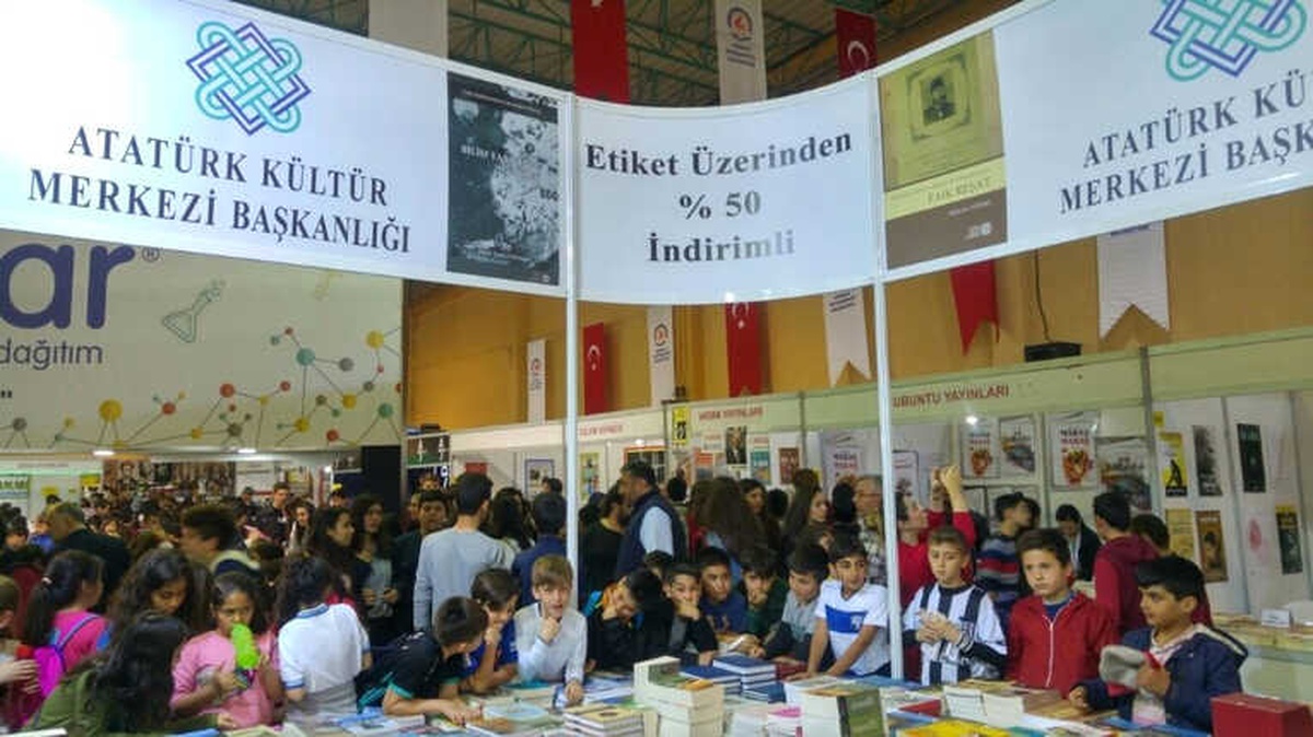 Atatürk Kültür Merkezi Başkanlığı Yayınlarına Denizli\'de Büyük İlgi