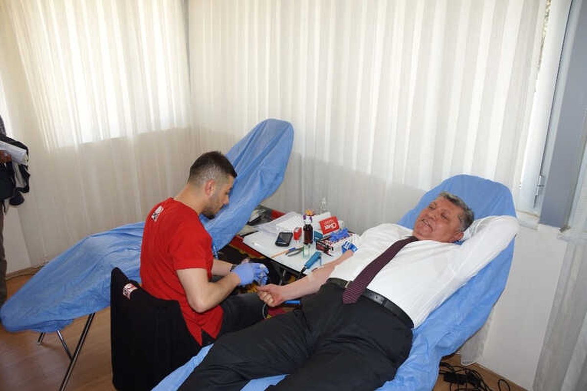 Aydın\'da Polisler Kan Bağışında Bulundu