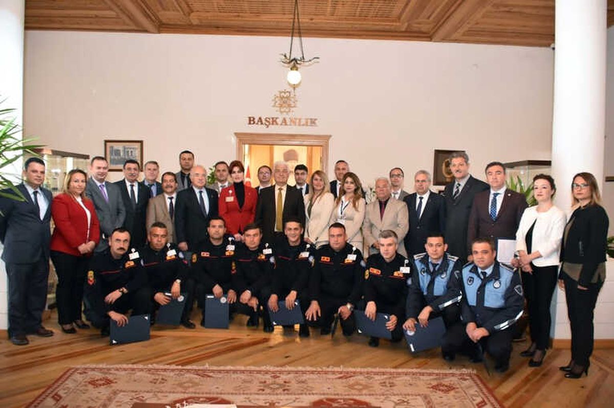 Başkan Gürün, Görevde Yükselen Personeli Kutladı