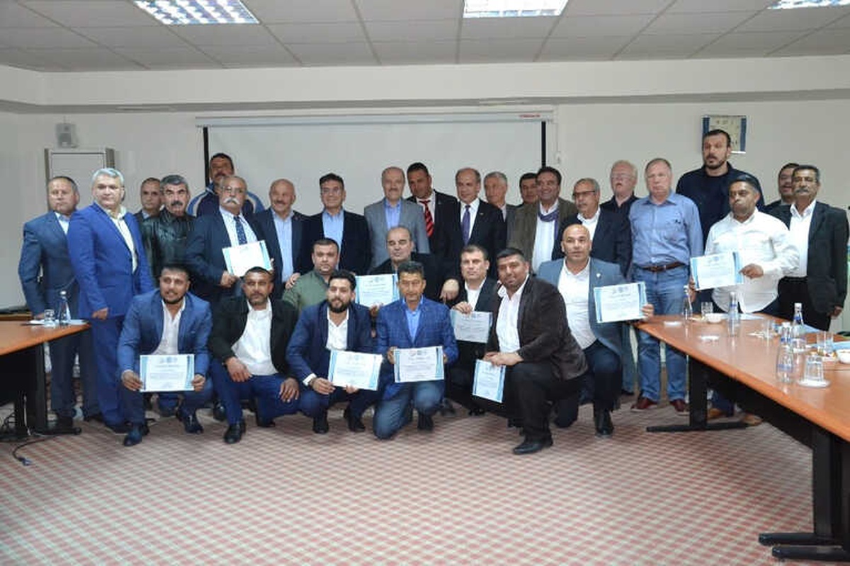 Davul, Zurnacı ve Cazgırlara Sertifika Verildi