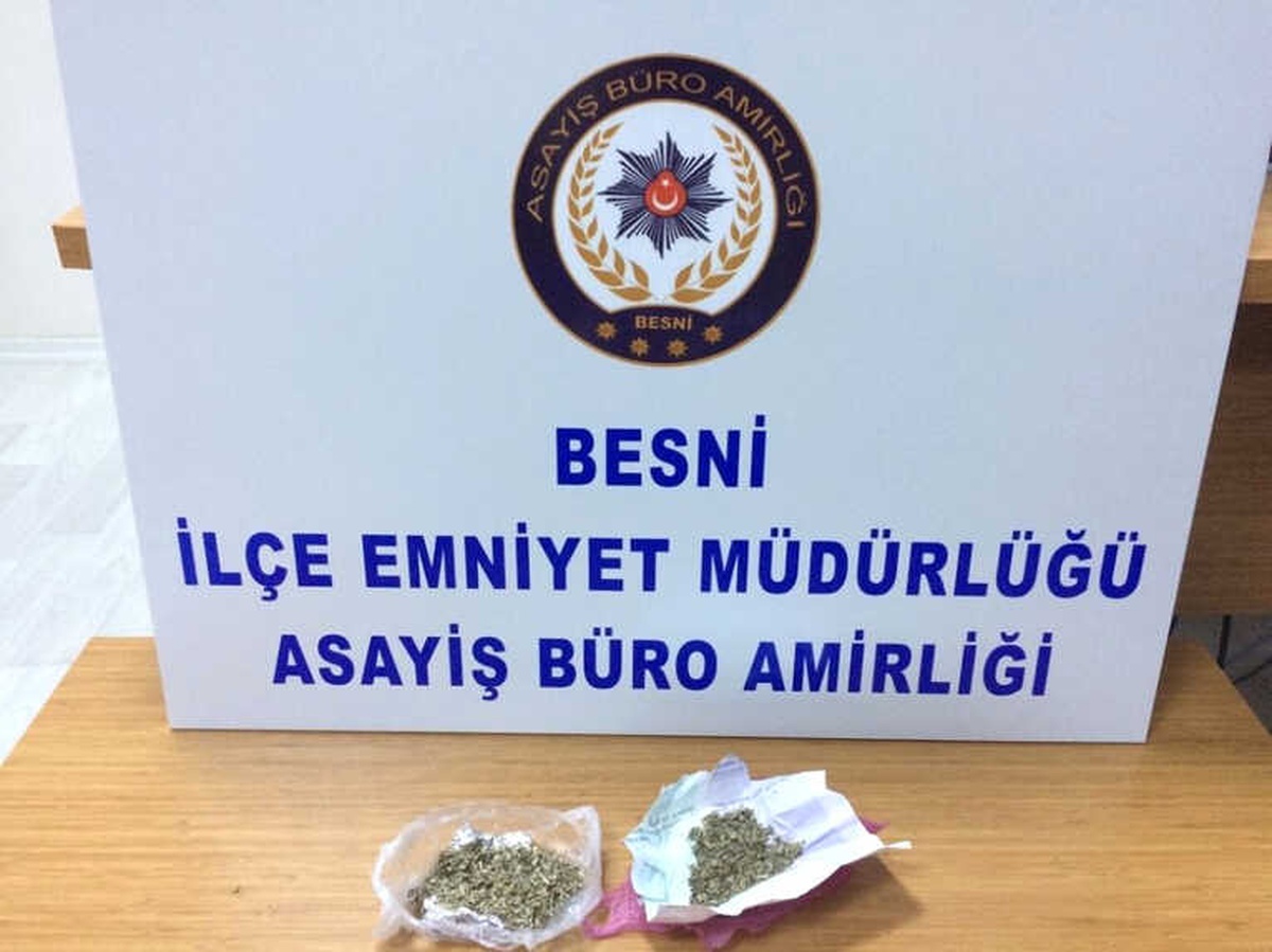 Durdurulan Otomobilden Uyuşturucu Ele Geçirildi