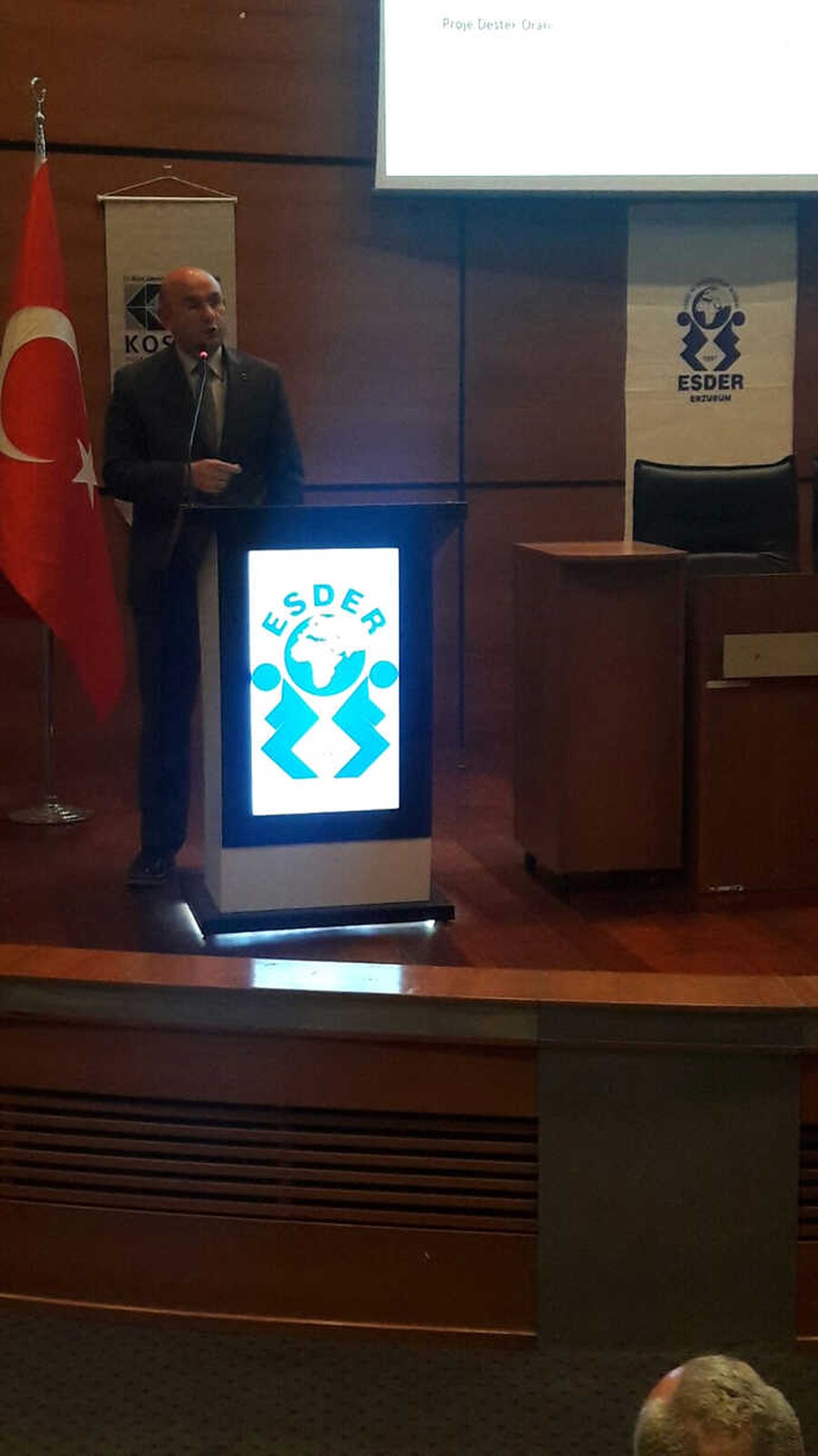 "Erzurum\'da Kobi Kardeşliği Rüzgarı Esti"