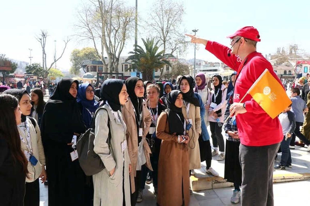 Eyüpsultanlı Gençler Tarihi Yolculuğa Çıkıyor