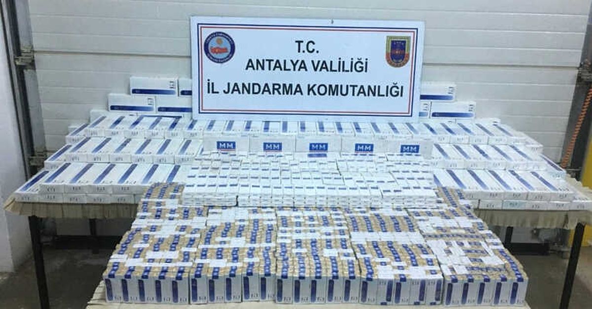 Gazipaşa\'da 5 Bin 230 Paket Kaçak Sigara Ele Geçirildi