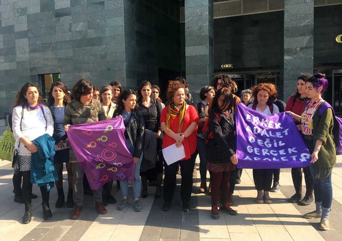 Kocasını Bıçaklayarak Öldürmekten Beraat Eden Kadına İstinaf Mahkemesinden Kötü Haber