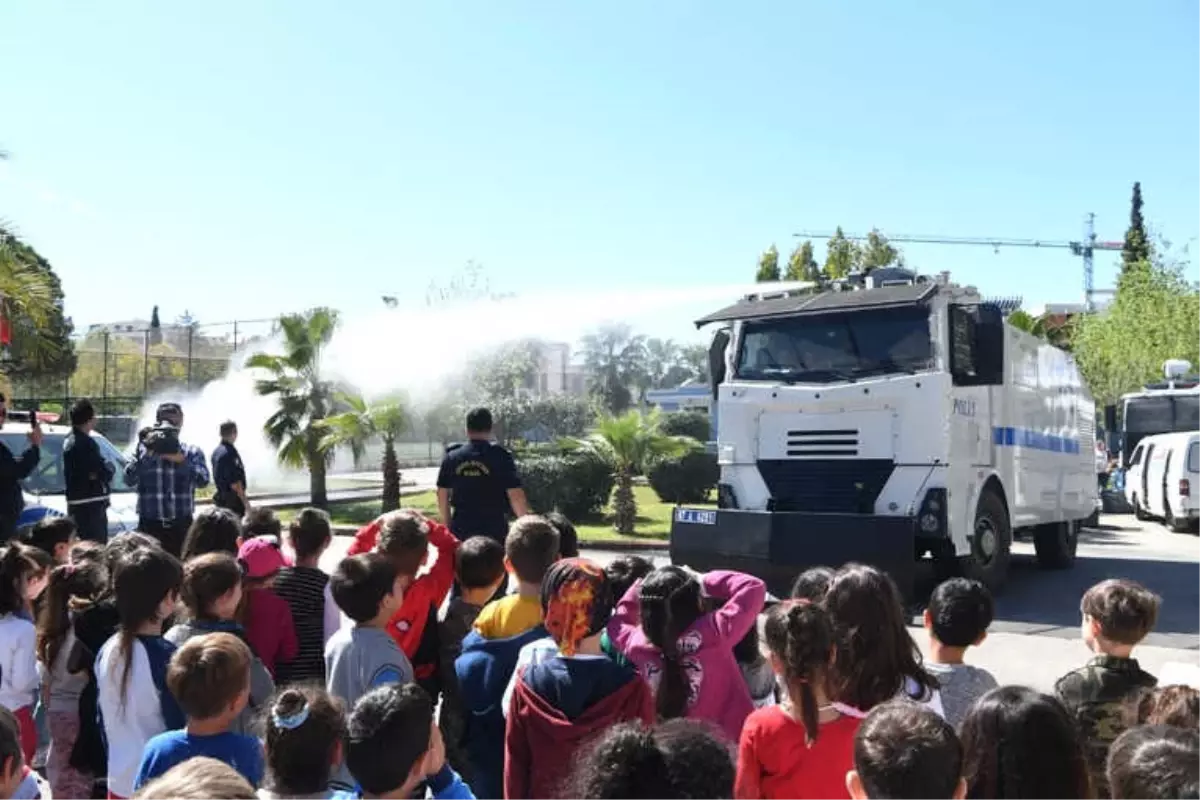 Konyaaltı Kreşi\'nden Polis Teşkilatına Ziyaret