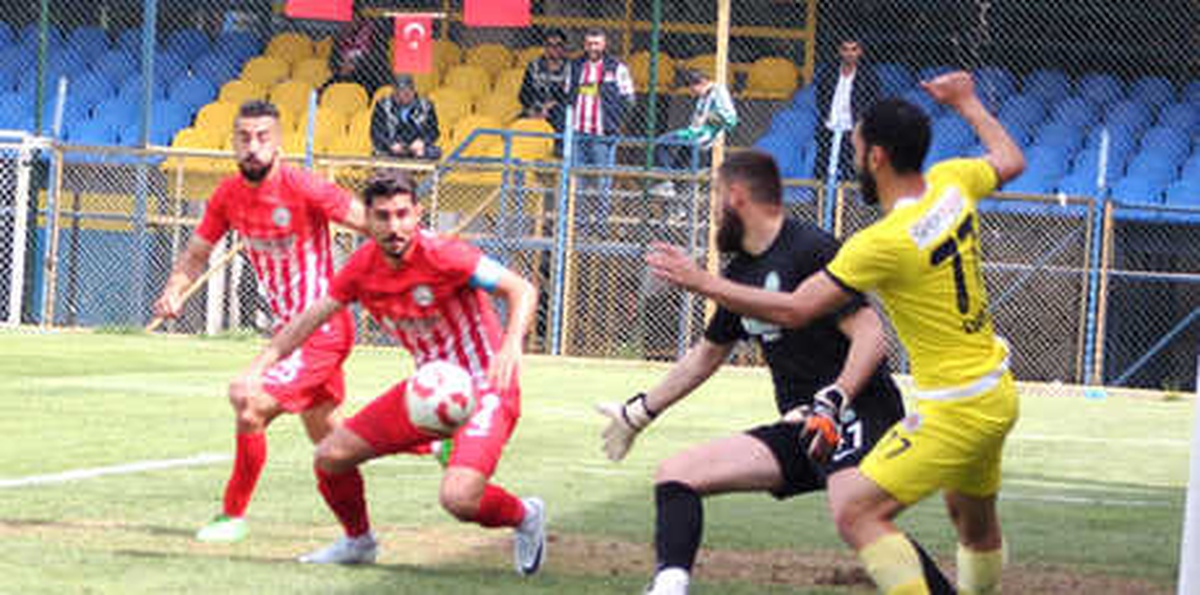 Menemen Belediyespor Kendini Yaktı