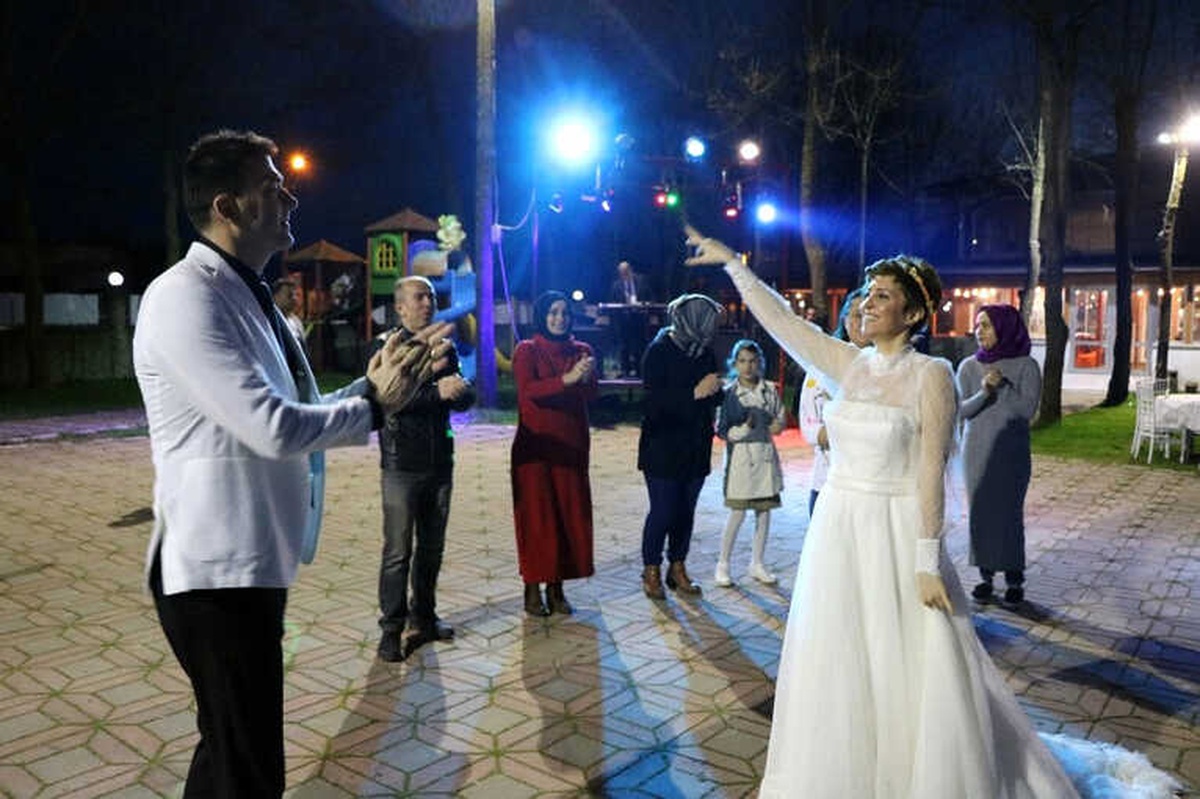 Türkiye\'de Her Yıl 600 Kişi Boşa Sıkılan Maganda Kurşunlarıyla Hayatını Kaybediyor