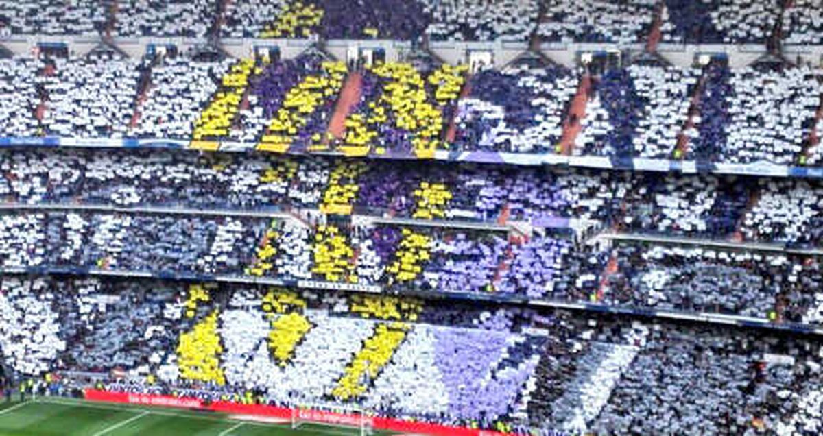 Real Madrid Taraftarları, Koreografiyi Ellerine Yüzlerine Bulaştırdı