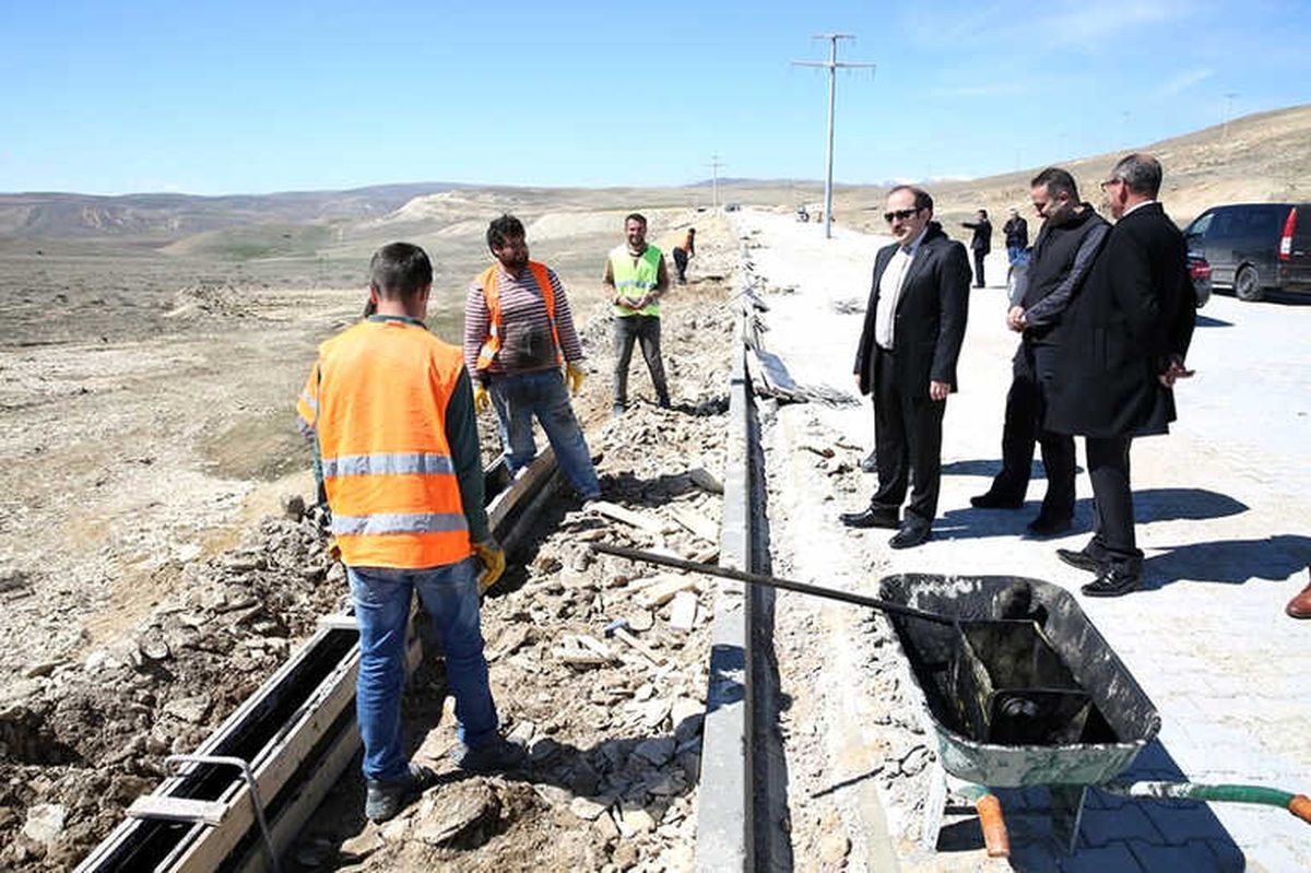 Vali Ali Hamza Pehlivan Osb\'de Son Aşamaya Gelen Çalışmaları İnceledi