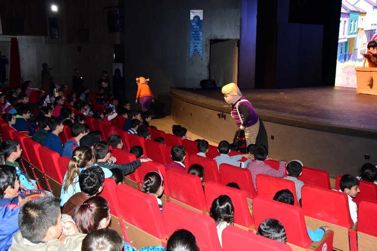 Vanlı Çocuklardan "Rafadan Tayfa" Ekibine Büyük İlgi
