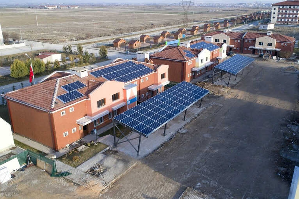 Yaşam Köyü\'ne Güneş Enerji Santrali Kuruldu