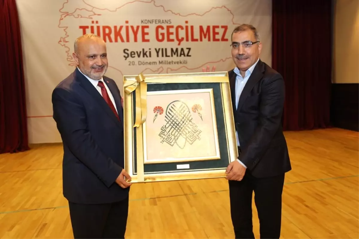 Yılmaz: "Aklı Olan Türkiye ile Birlikte Hareket Eder"