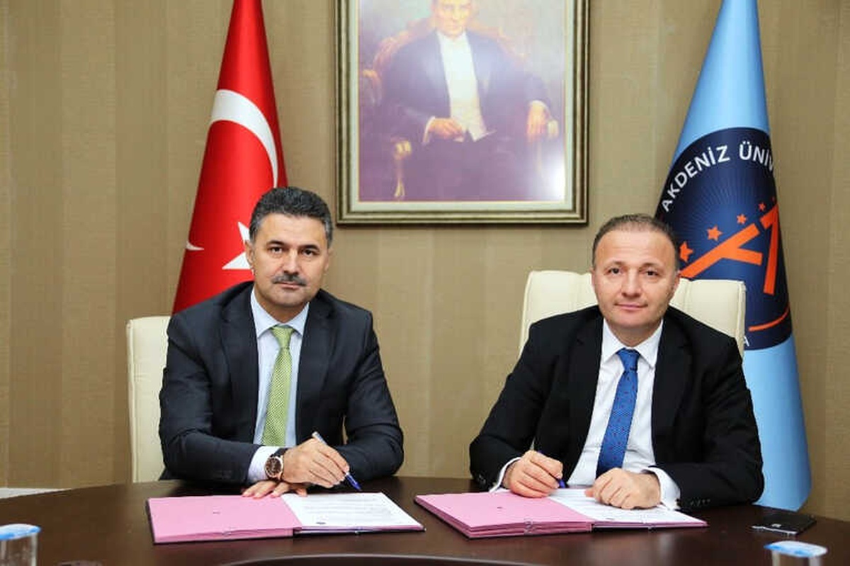 Aü ile Milli Eğitim Arasında İş Birliği Protokolü