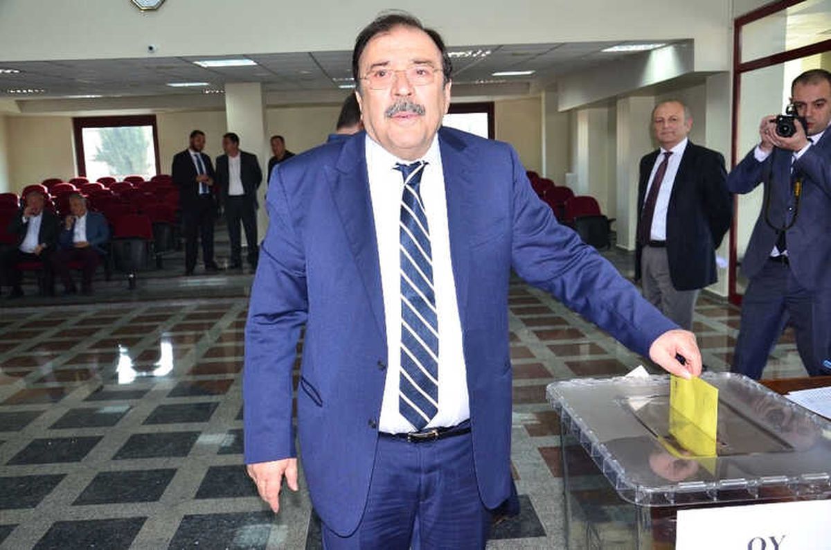 Balıkesir Ticaret Borsa\'sında Seçim Heyecanı