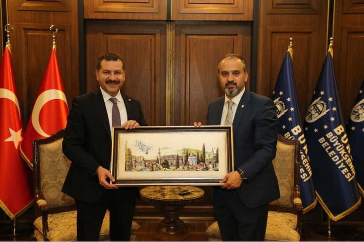 Başkan Yılmaz, Bursa\'da Belediyeleri Ziyaret Etti