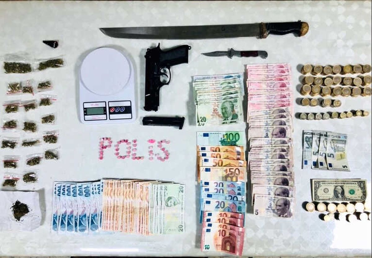 Başkent\'te Uyuşturucu Satıcısına Suçüstü