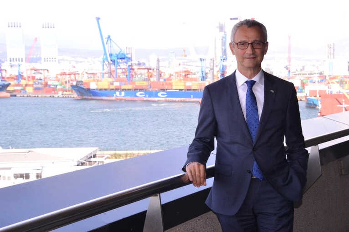 Ege İhracatçı Birlikleri Üyesi 568 İhracatçı Yeşil Pasaport Sahibi Oldu