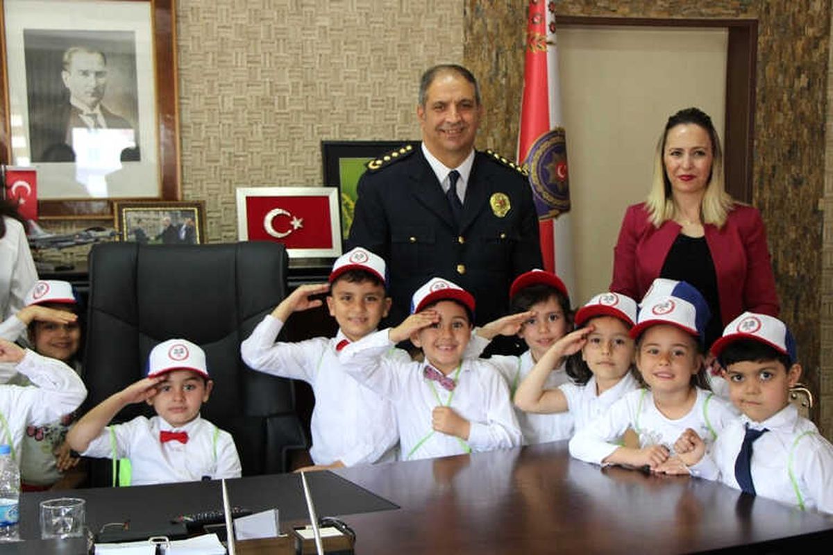 Emniyet Müdürü Bulut: "Çocuklarınıza \'Seni Polise Şikayet Ederim\' Demeyin"